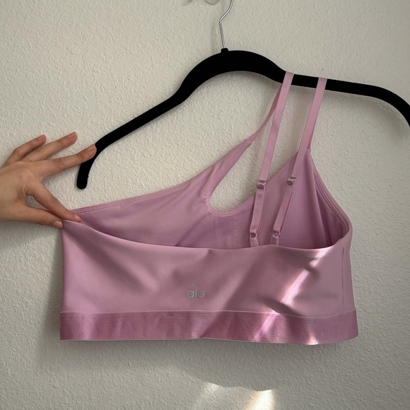 ALO Yoga Airlift All Nighter One Shoulder Sports Bra - Picture 4 of 8